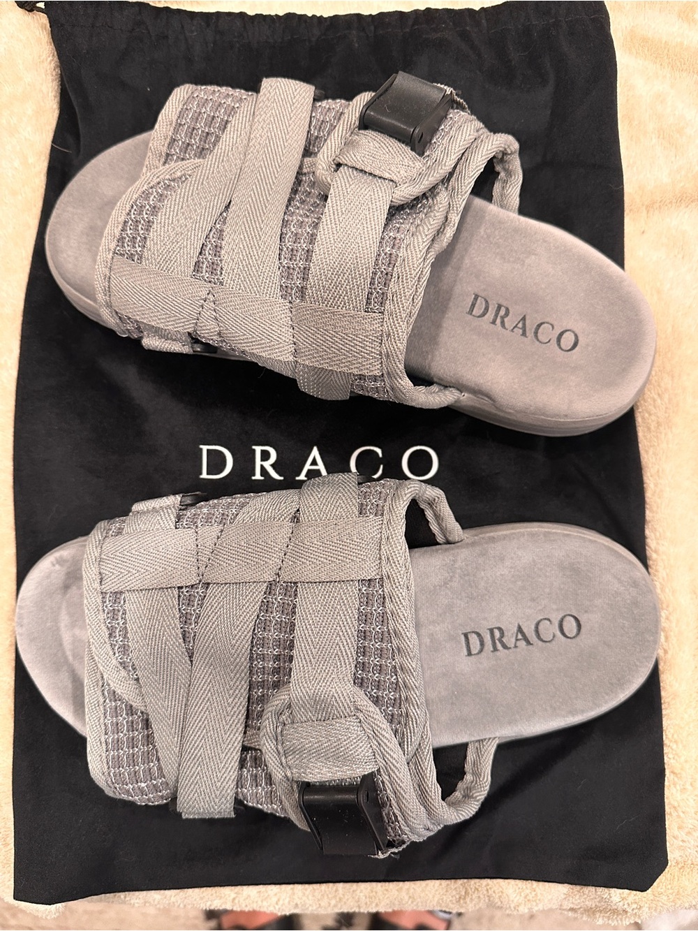 Draco Men's Gray Woven Slide Sandals